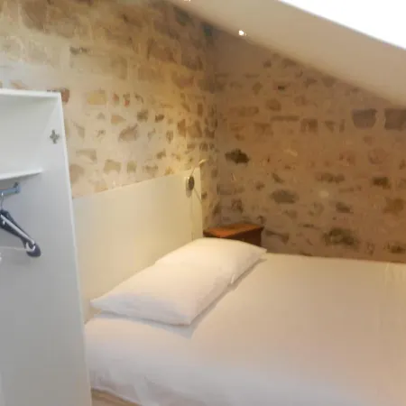 Couette-café D'hôtes La Catounière 3*