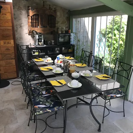 D'hotes La Catouniere B&B 퐁텐블로