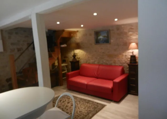 Frühstückspension D'hotes La Catouniere 3*